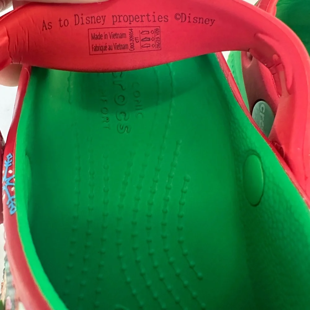 CROCS great some